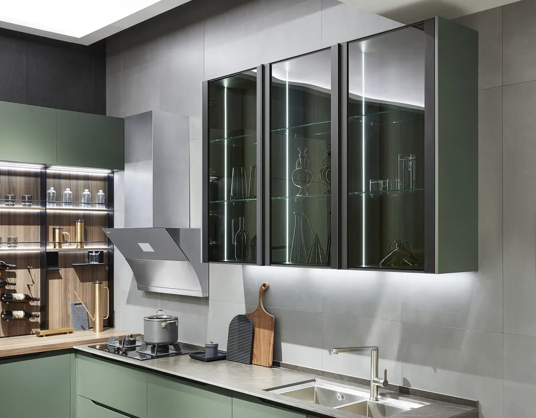 Móveis de casa elegantes e sofisticados em verde Matsuba, armário em L de madeira com armazenamento, hutch moderno em estilo americano, armários de cozinha em kit