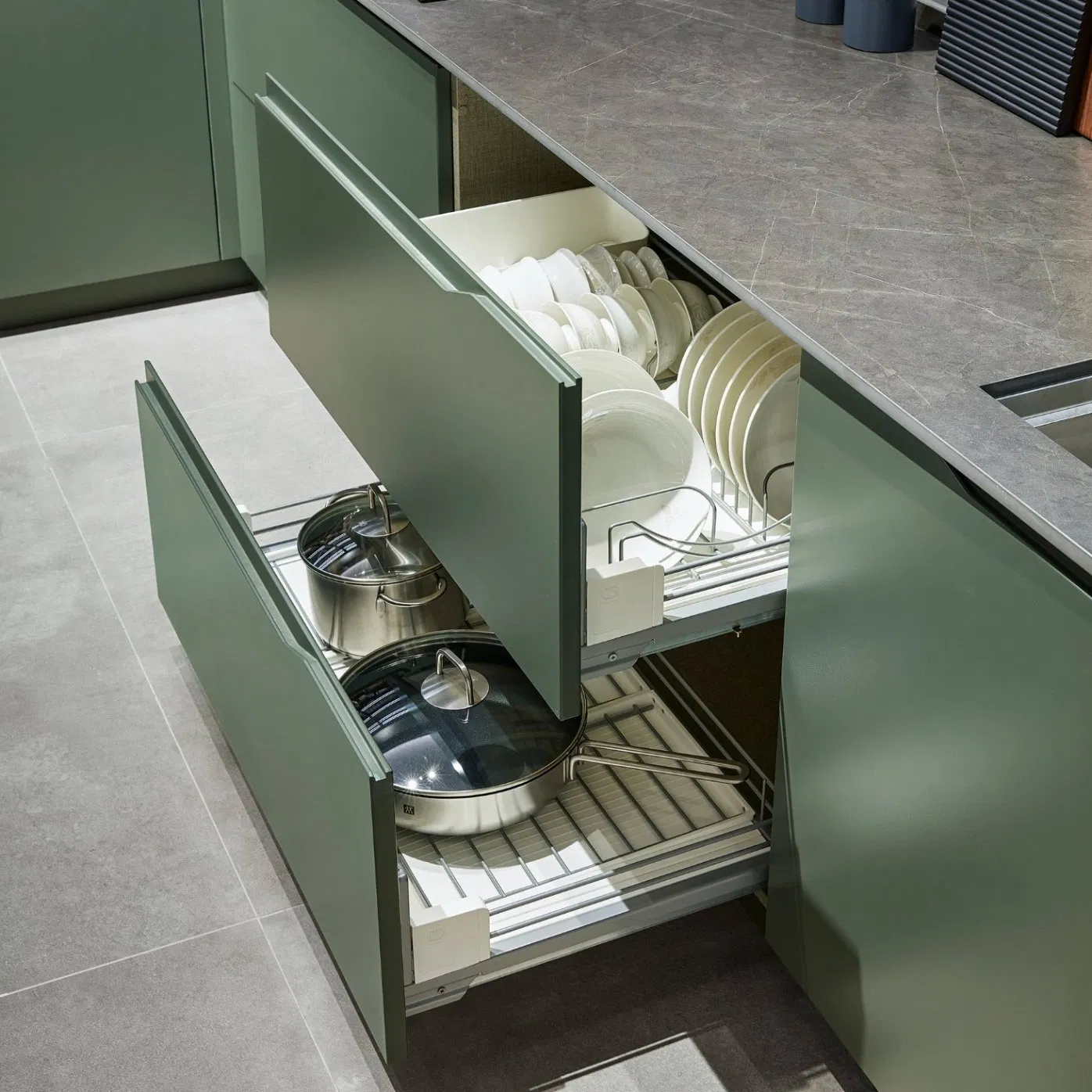 Móveis de casa elegantes e sofisticados em verde Matsuba, armário em L de madeira com armazenamento, hutch moderno em estilo americano, armários de cozinha em kit