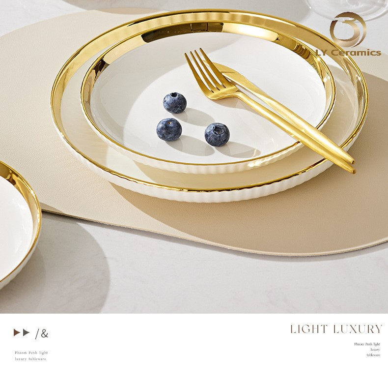 32-Piece Conjunto de Louça com Design de Borda Dourada em Porcelana Cerâmica