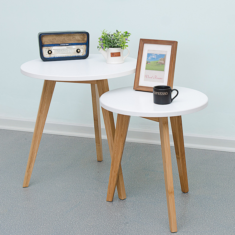 Mesa Lateral de Bambu com Pé para Sala de Estar Moderna e Simples