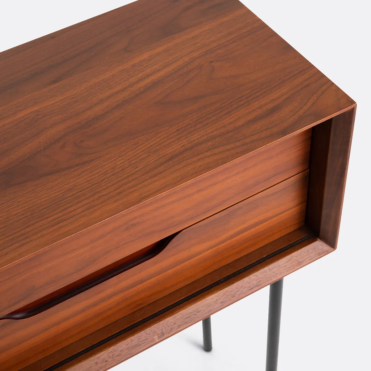 Mesa de Consola Sólida de Madeira Estilo Meio Século com Gavetas e Pernas de Metal para Entrada