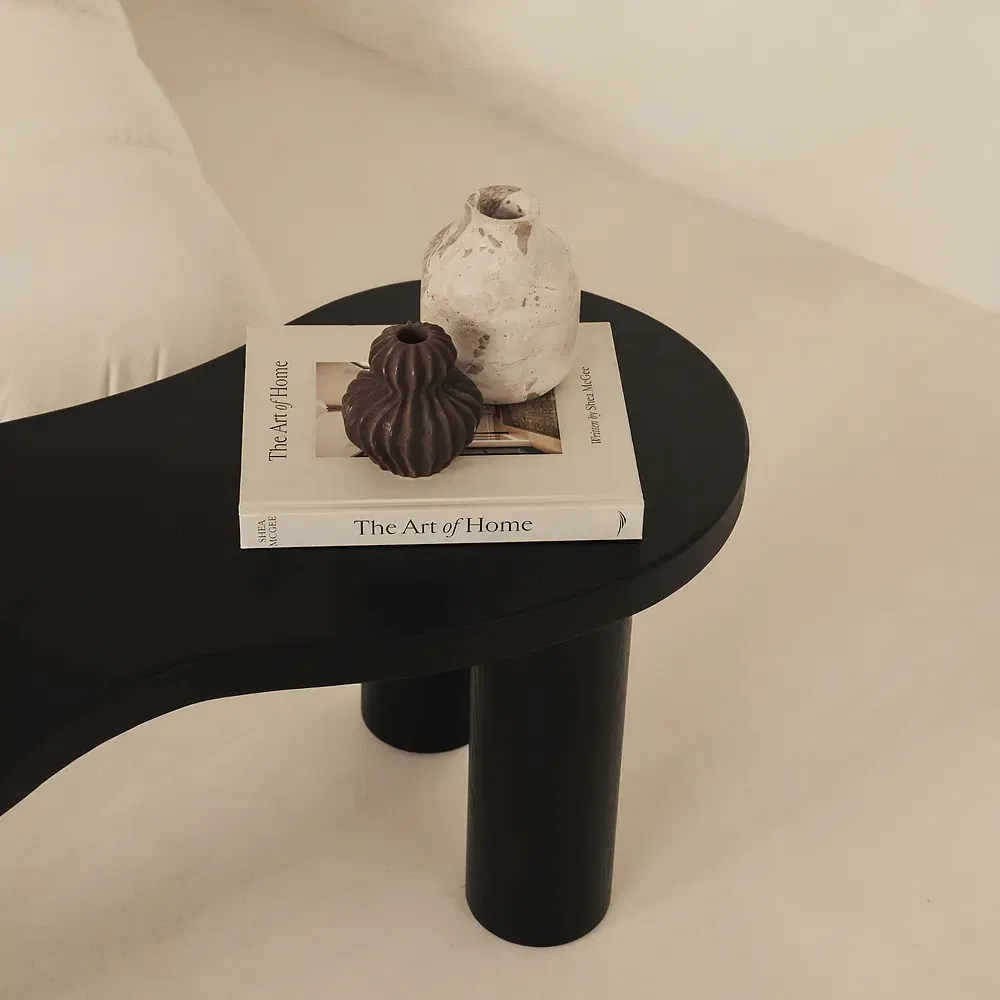 Mesa de Café Irregular em Madeira Preta com Folheado, Tamanhos Pequeno, Médio e Grande, Mesa de Chá Contemporânea para Sala de Estar, Mesa Lateral Moderna para Sofá