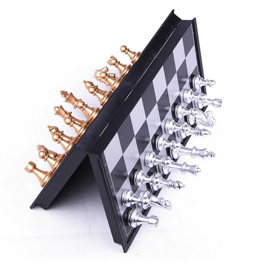 Wholesales Magnetic Folding Chess Board Magnetic Pieces Chess Game