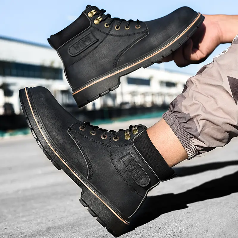 Durable slip-resistant rubber sole safety shoes