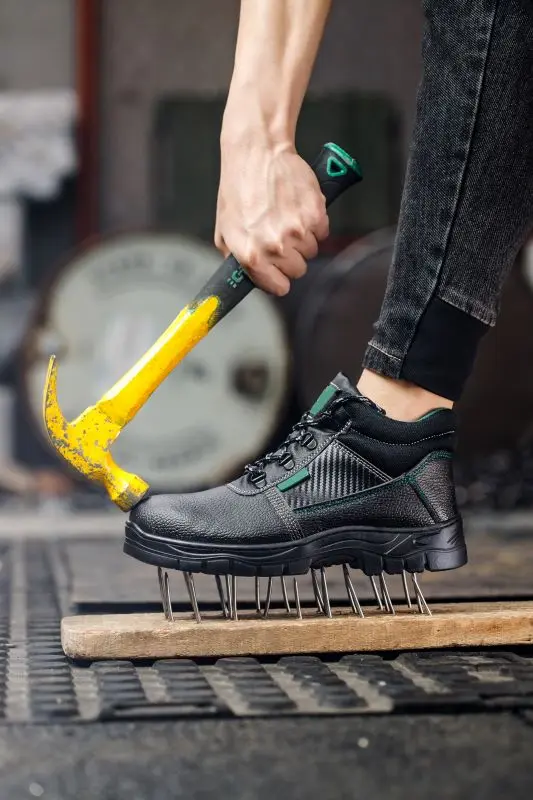 Safety Shoes Detail