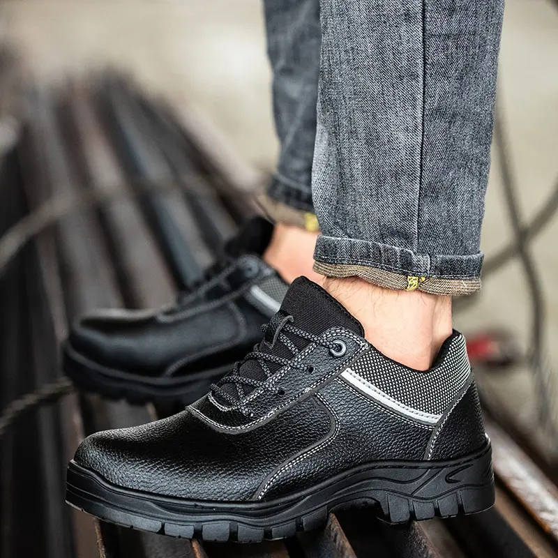 Safety Shoes Detail 18