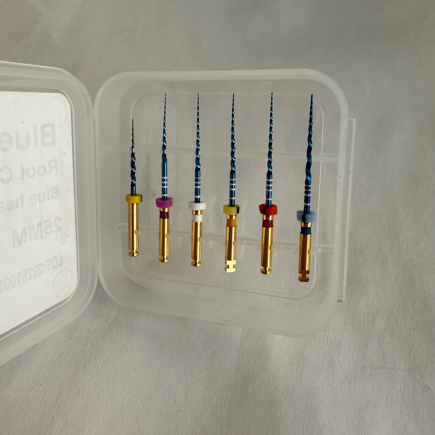 Heat-Activated Niti Endodontic Blue Rotary Dental Files for Superior Root Canal Procedures