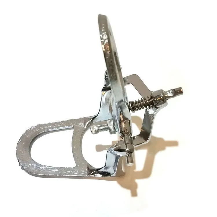 Dental Articulator Detail 2