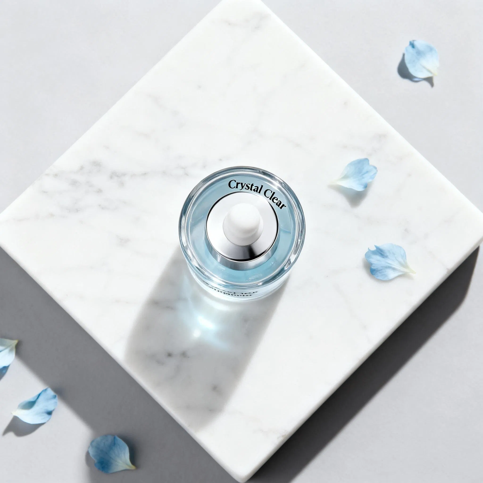 Clinical Daily Defense Pollution Shield and Oil Control Face Serum with Arginine and Elastin for Protecting Against Environmental Stressors and Controlling Shin
