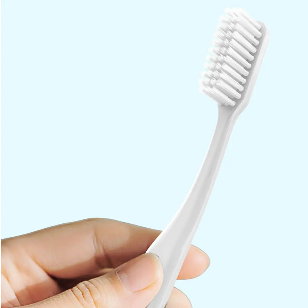 Triangular brush handle, ergonomic design (9)