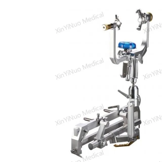 Skull Clamp Detail 3