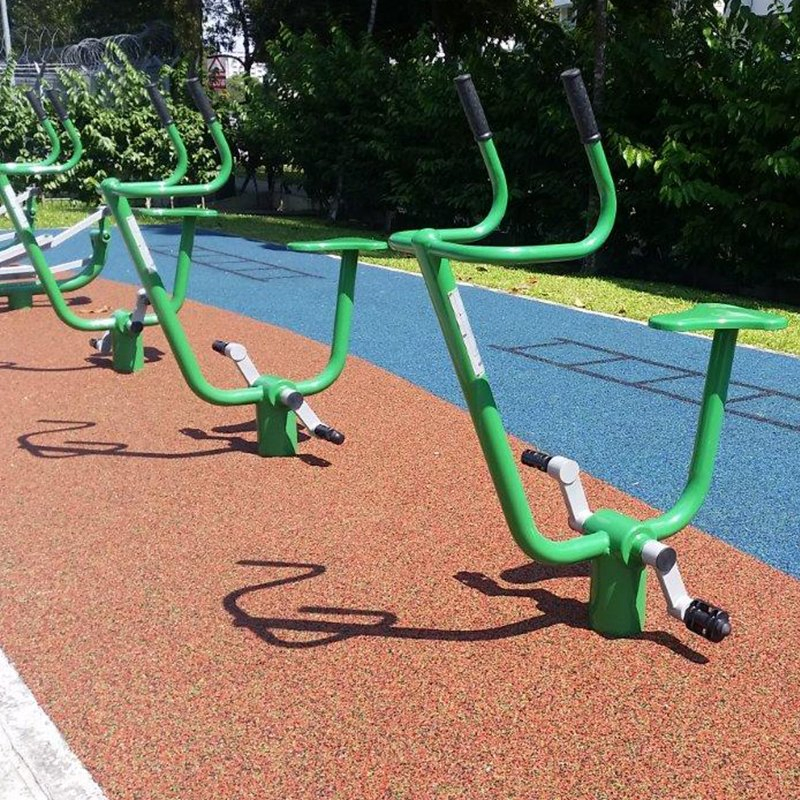 Amusement Park Body Building Fitness Equipment Outdoor Fitness Equipment Gym Exercise Bike