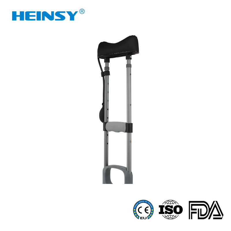 China Wholesale Comfortable Adjustable Aluminum Underarm Crutches Axillary Crutches for Injuried Elderly