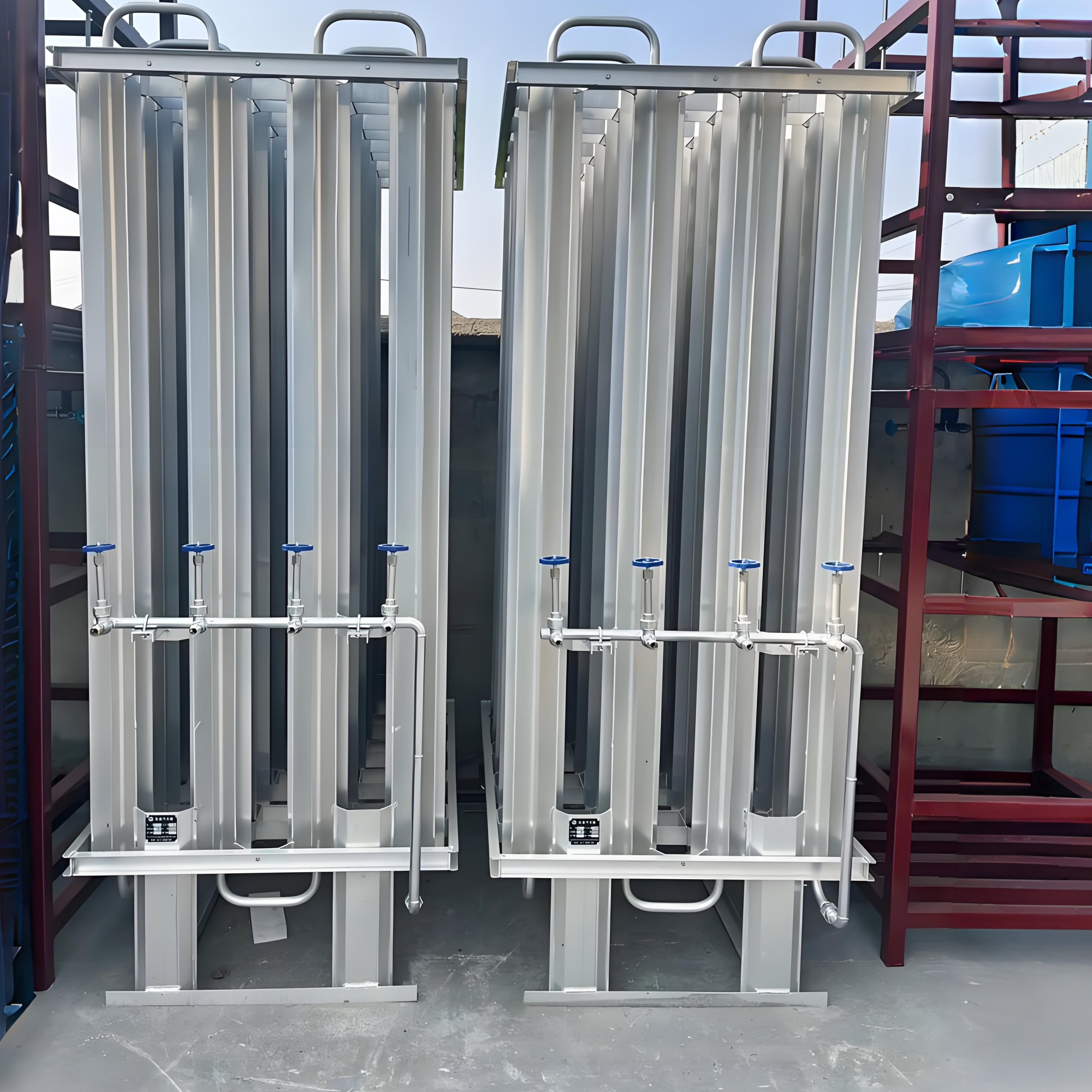 Energy Saving Ambient Air Vaporizer with Low Operating Cost