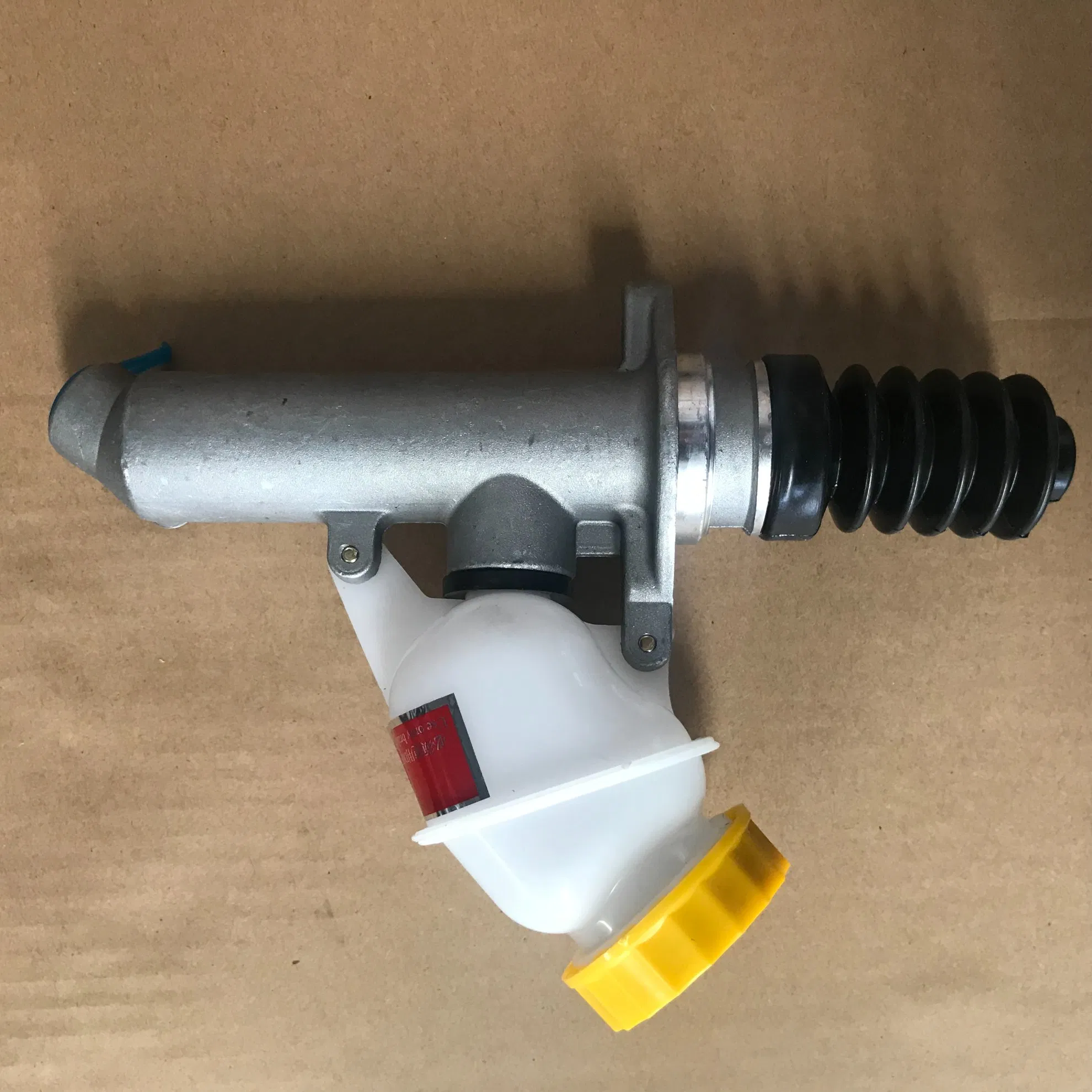 Sinotruk HOWO Truck Parts A7 Mt86 Shacman Clutch Master Cylinder Wg9719230023