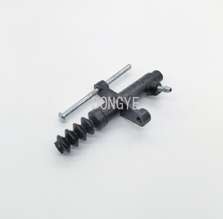 Auto Parts Brake Master Cylinder Me600628 Mz601290 Clutch Slave Cylinder for Mitsubishi