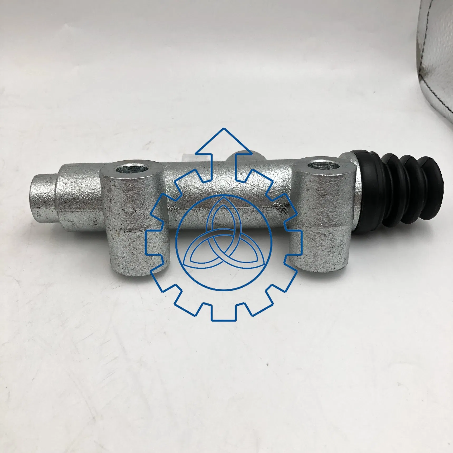 42063311 Truck Clutch Master Cylinder for Iveco P/PA