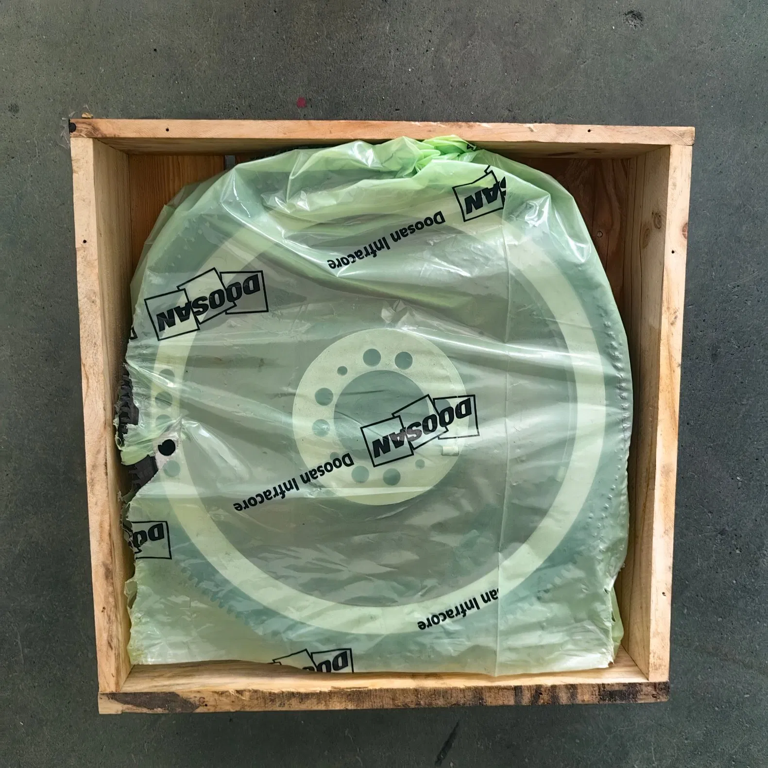 Doosan De12 Engine Daewootruck Bus Excavator Flywheel 65.02301-5124 65.02301-5085 65.02301-5087