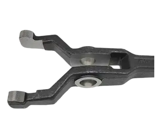 Clutch Release Fork for Chinese Heavy-Duty Trucks, Chinos Wg2214260012 Transmission Parts for Tractor Trucks/Dump Trucks/Concrete Mixers/Tanks Clutch Fork