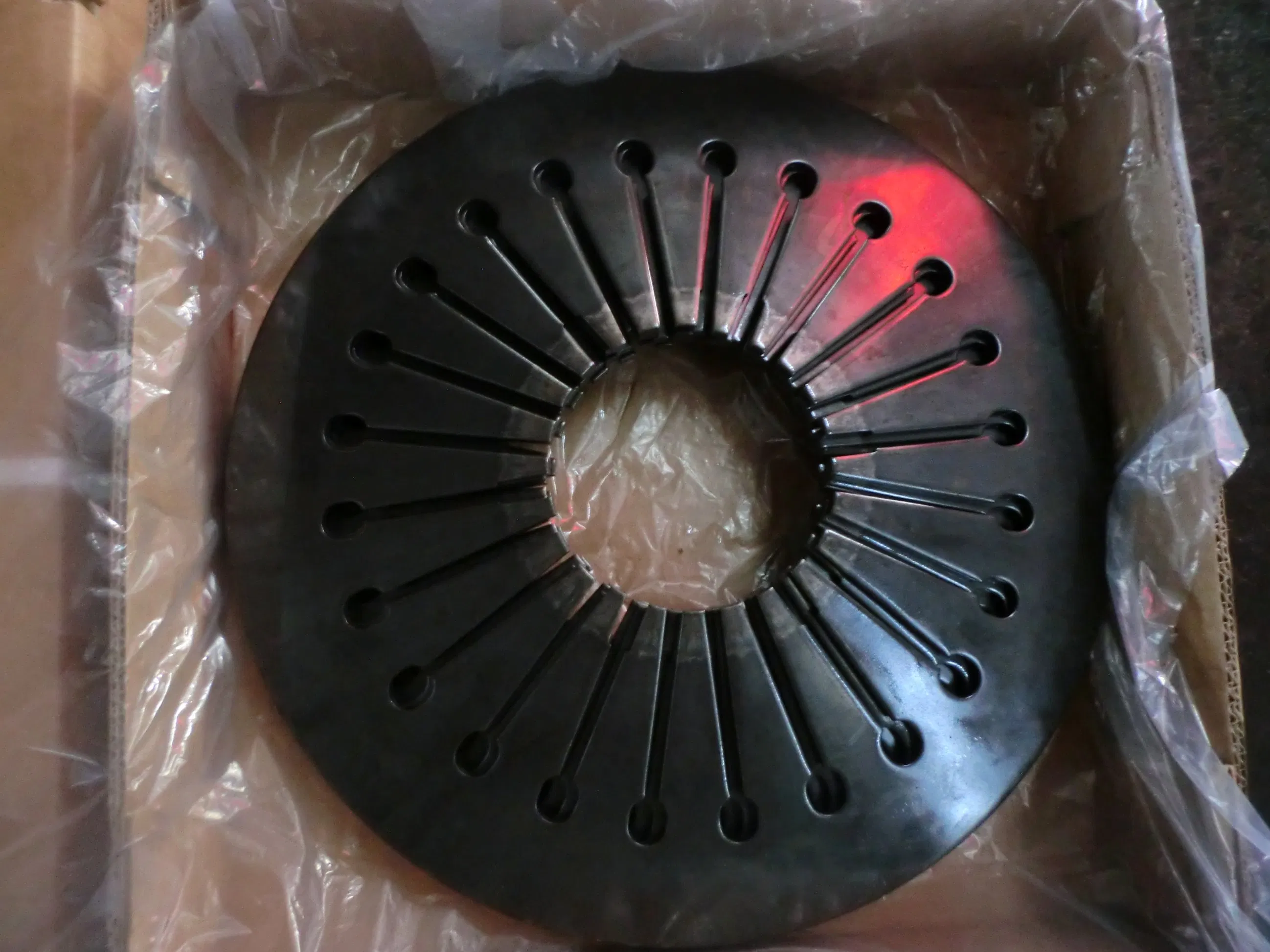 Auto Clutch Diaphragm Spring for Car Clutch Cover Clutch Parts Clutch Assy for Car 51CRV4 Clutch Diaphragm Spring Clutch Diaphragm Spring Clutch