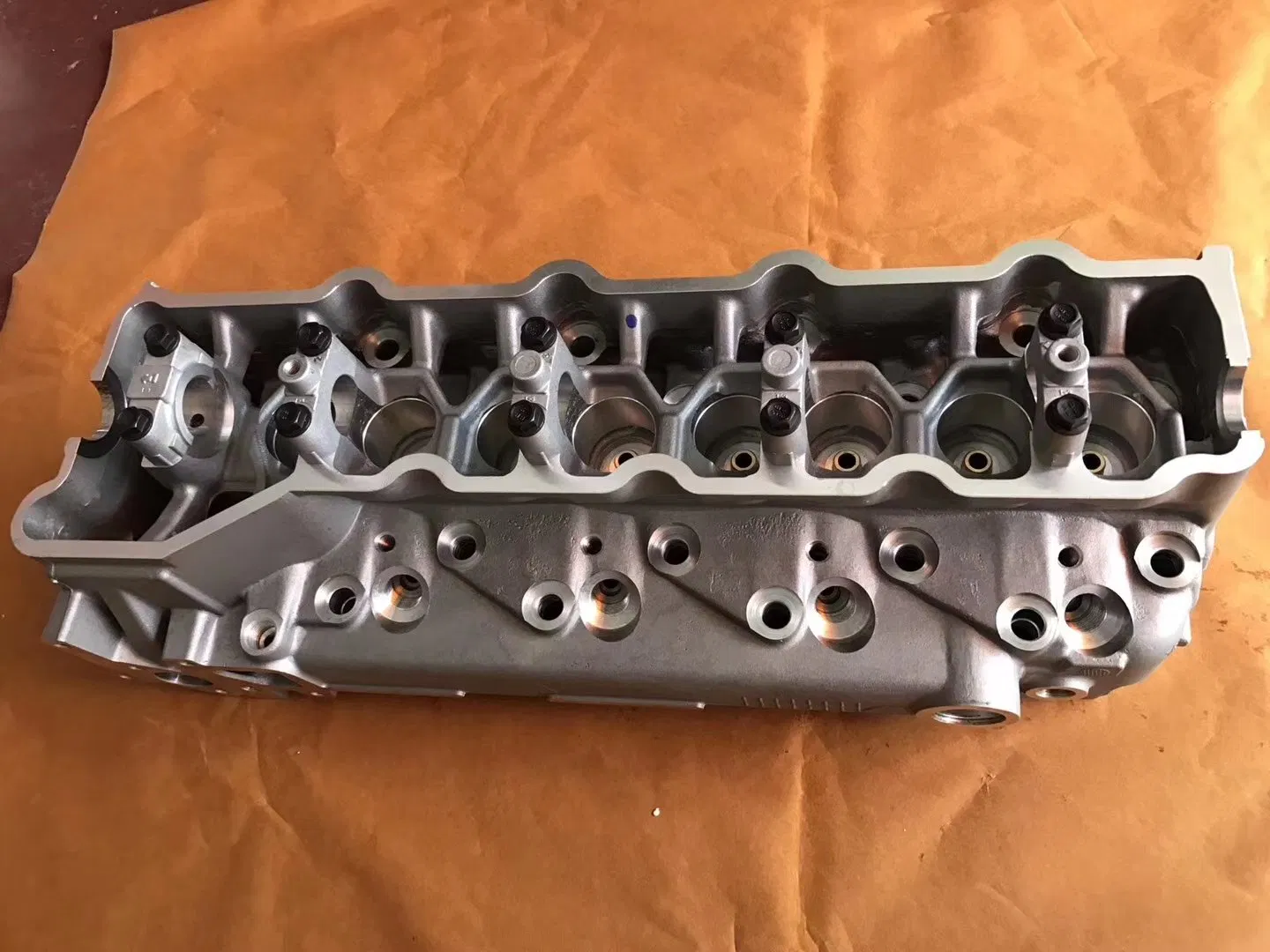 D31 D41 Dozer Damper for Shantui Shehwa Cat Komatsu Liugong Sem (705-12-32010 134-12-61131