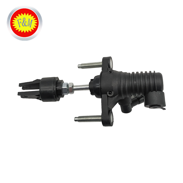Engine Parts Clutch Master Cylinder OEM 31420-0K013 for Hilux Vigo