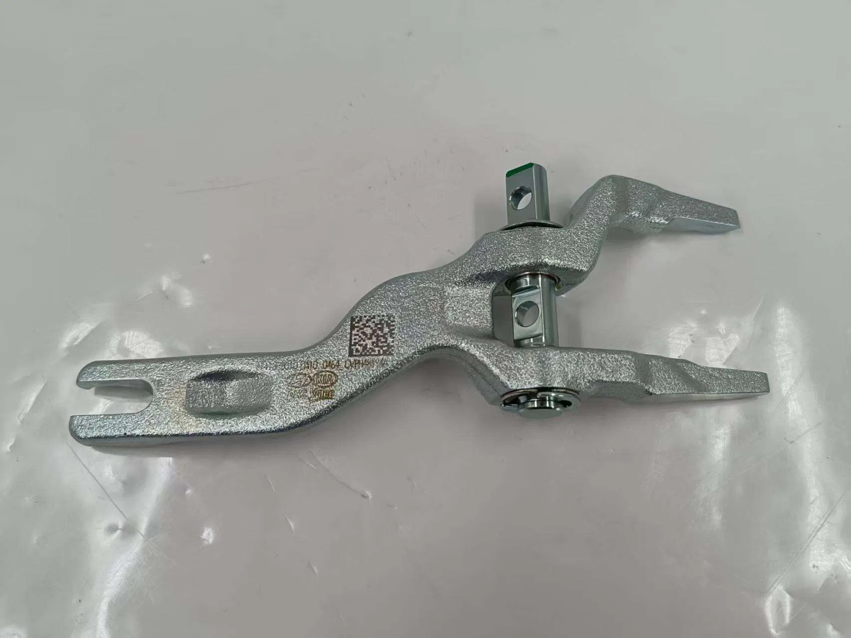 Auto Parts 41413-2b010 Transmission Clutch Release Fork Shift Fork for Hyundai KIA K3