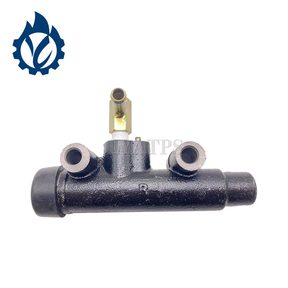 Clutch Master Cylinder 1