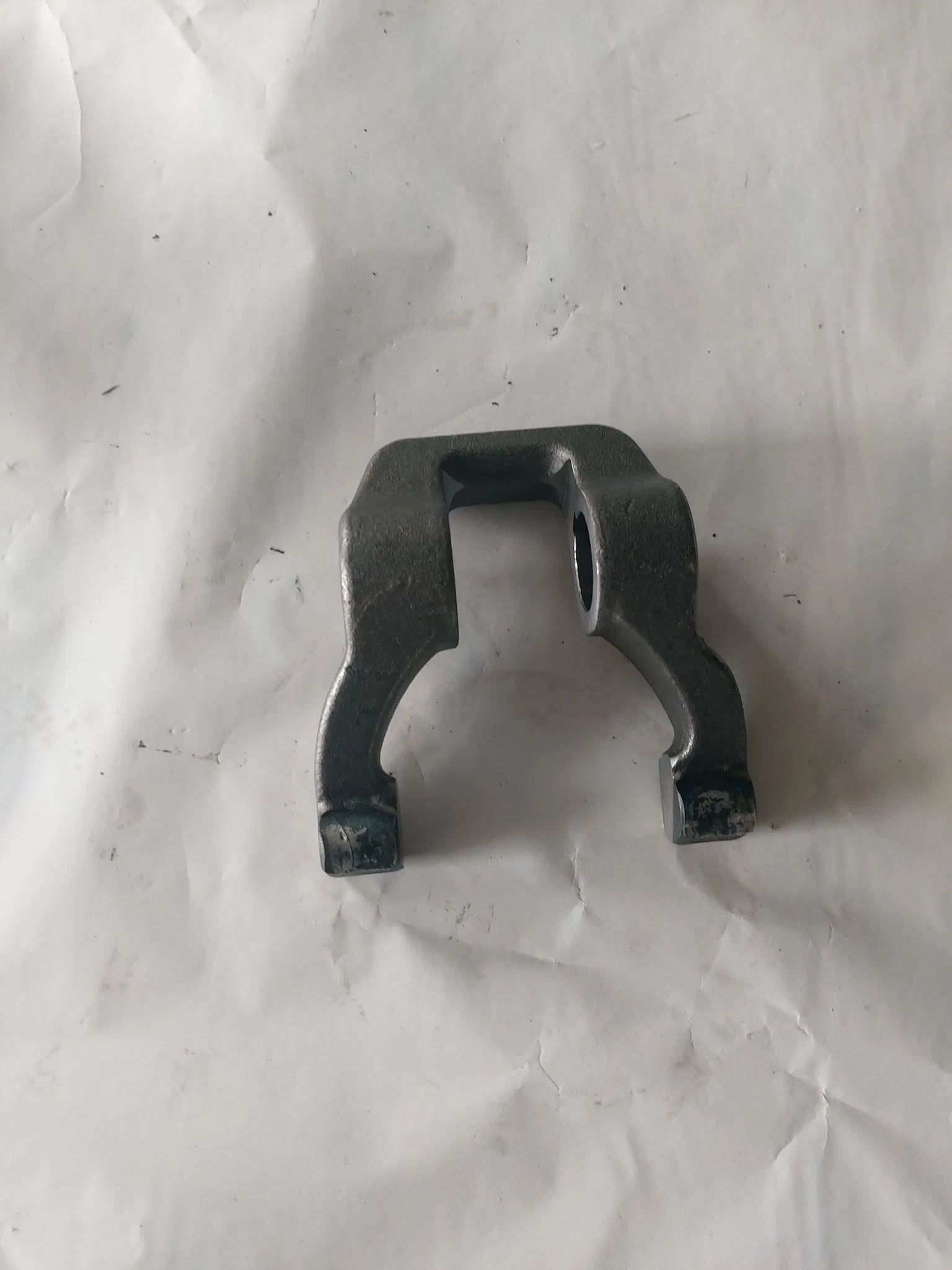 Wg2214260001 Truck Spare Truck Sinotruk HOWO Truck Parts Hw19710 Transmission Clutch Release Fork