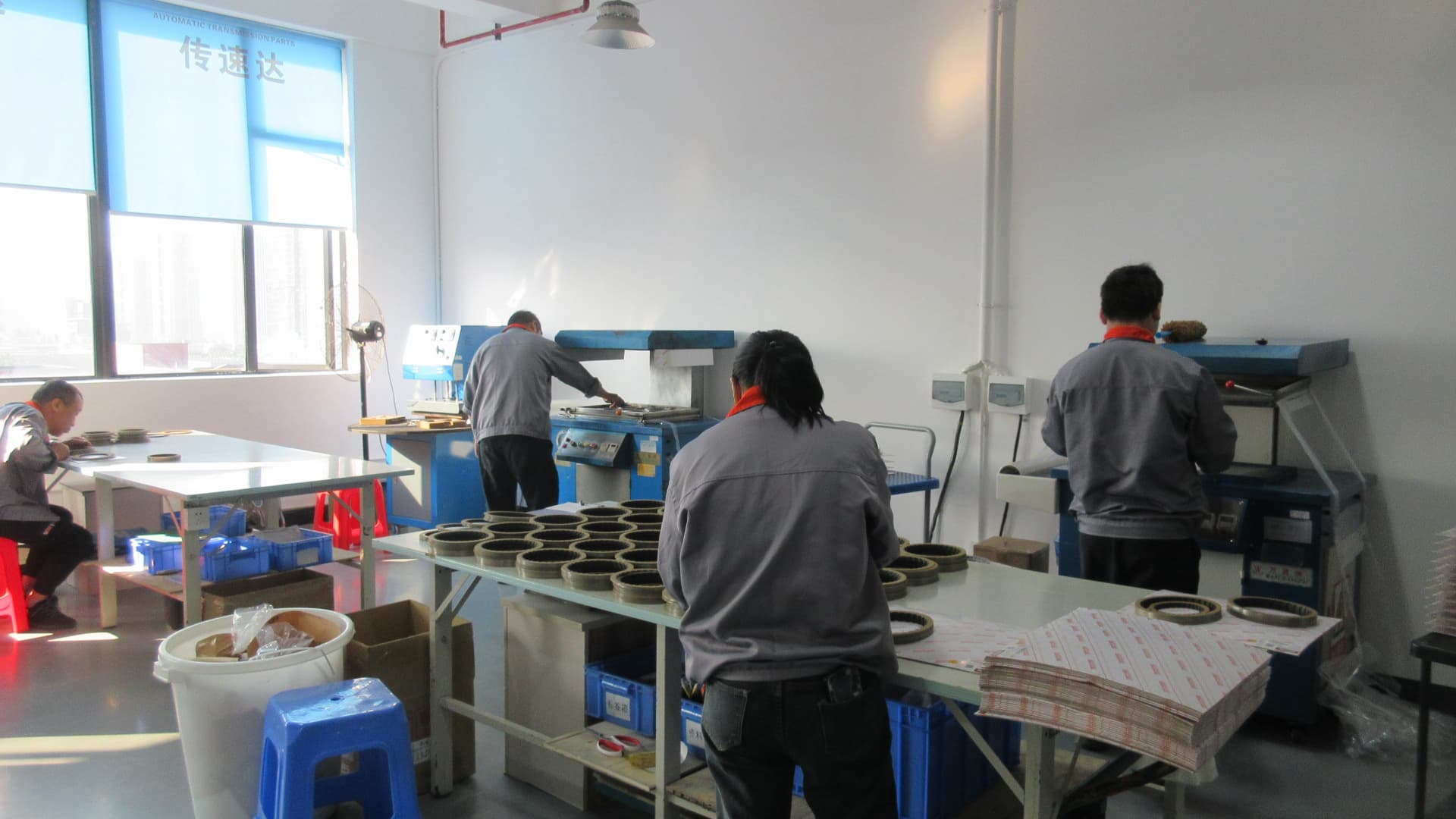 Packaging and QC checking of finished clutch products