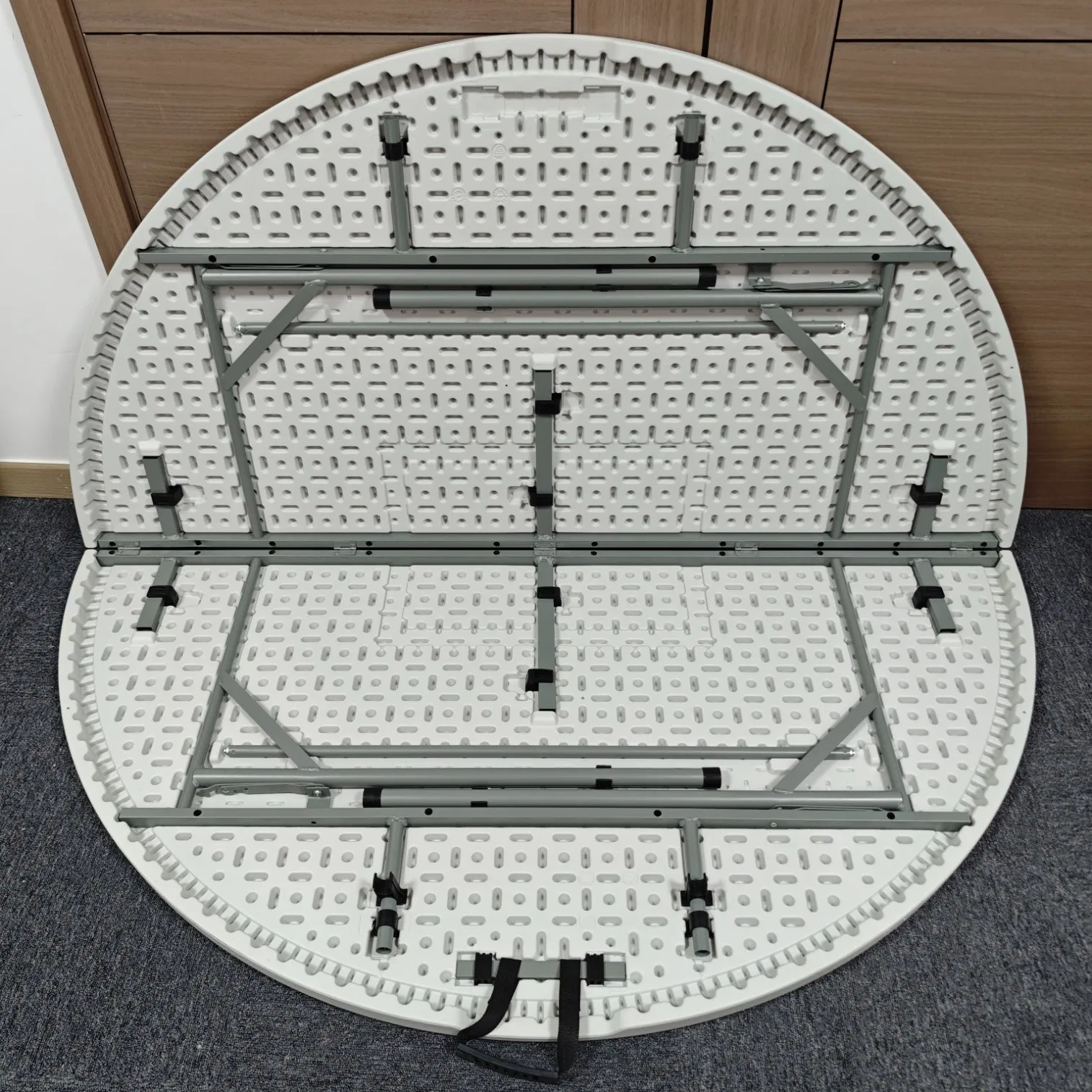 Wholesale 5FT Portable Foldable Party Dining Wedding Events 60 Inch White Plastic Round Folding Table