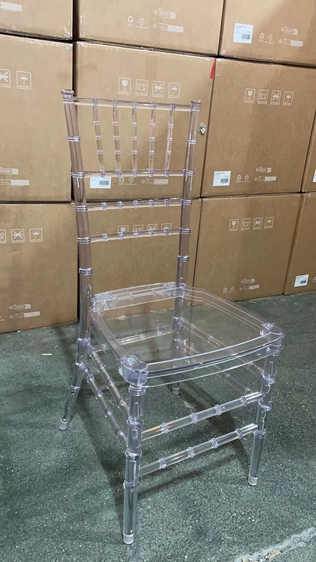 1000lbs Disassembled Stackable Wholesale Hotel Event Crystal Clear Transparent Plastic Acrylic Wedding Chiavari Chair