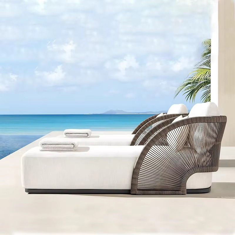 Luxury Poolside Sun Lounger Chair Outdoor Patio Furniture Garden Teak Daybed Outdoor Beach Sunbed with Cushion