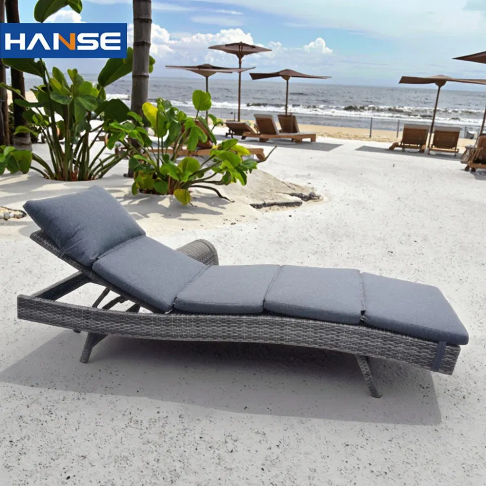Contemporary Design Luxury Hotel Rattan Double Sun Lounger with Curtain Outdoor Garden Furniture Poolside Chaise Lounge