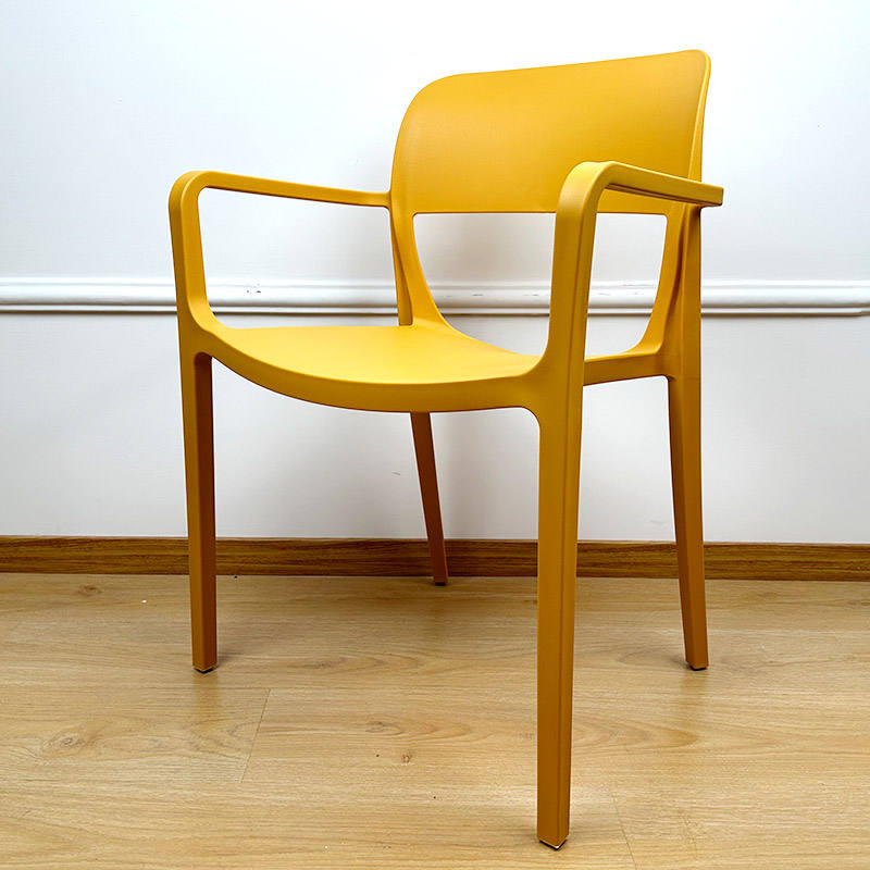 Wholesale Cheap Price Outdoor Furniture Stackable Cafe PP Plastic Dining Chair Plastic Chair for Events