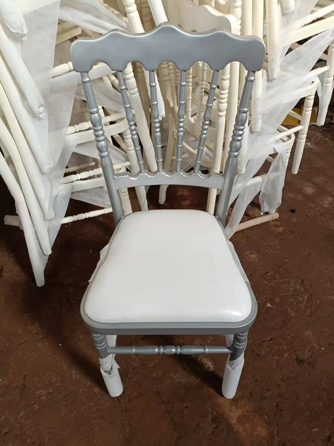 New Design Noble Customized Metal Party Banquet Dining Wedding Chiavari Chairs
