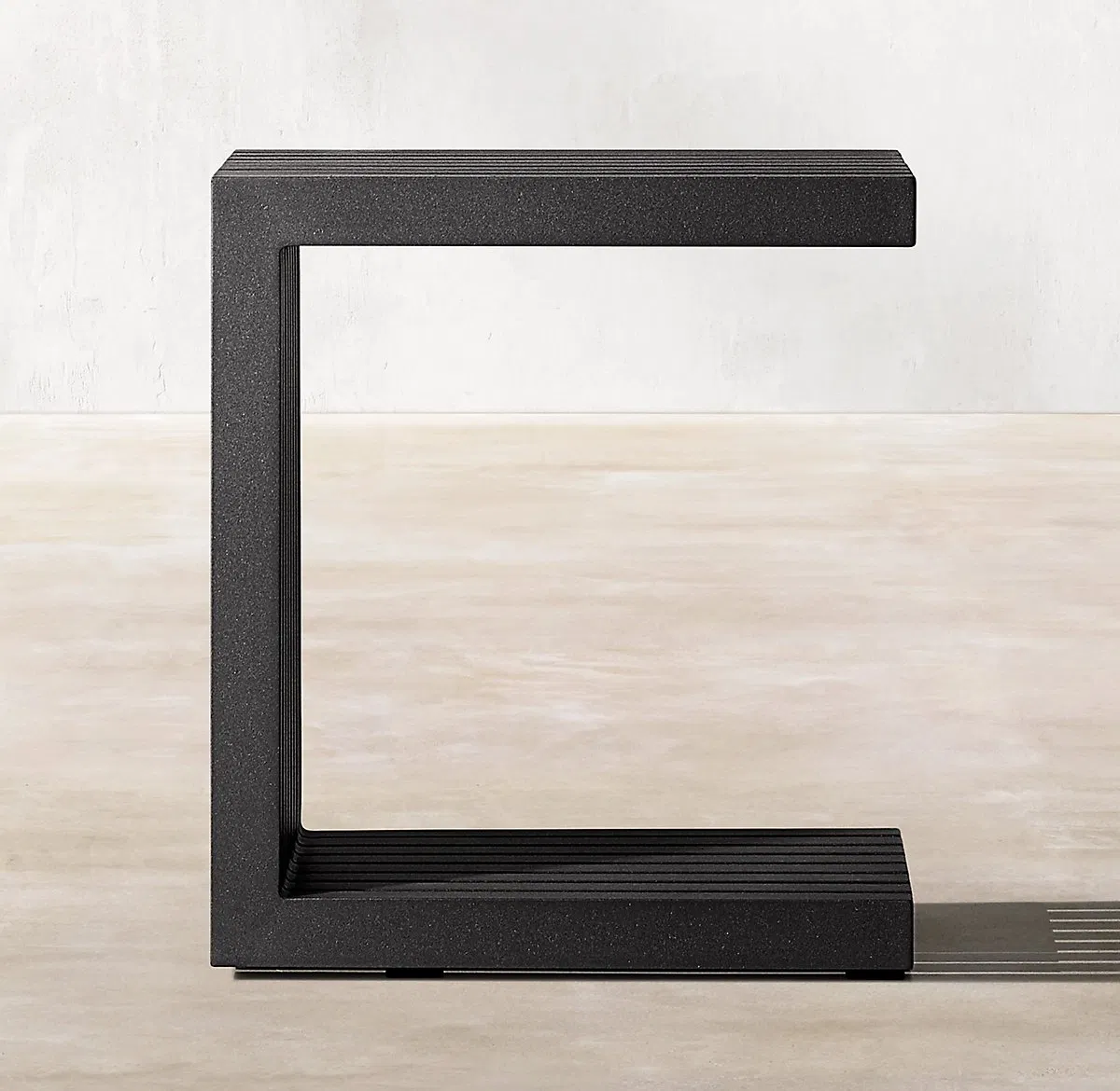 Luxury Hotel Poolside Metal Sun Lounnger Black Aluminum Sunbed outdoor Chiase Lounge