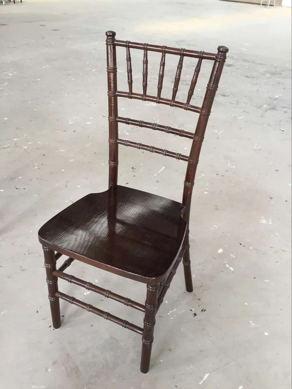 Cheap Wood Chiavari Chair White Wedding Tiffany Chair Silla Stackable Golden Banquet Chair