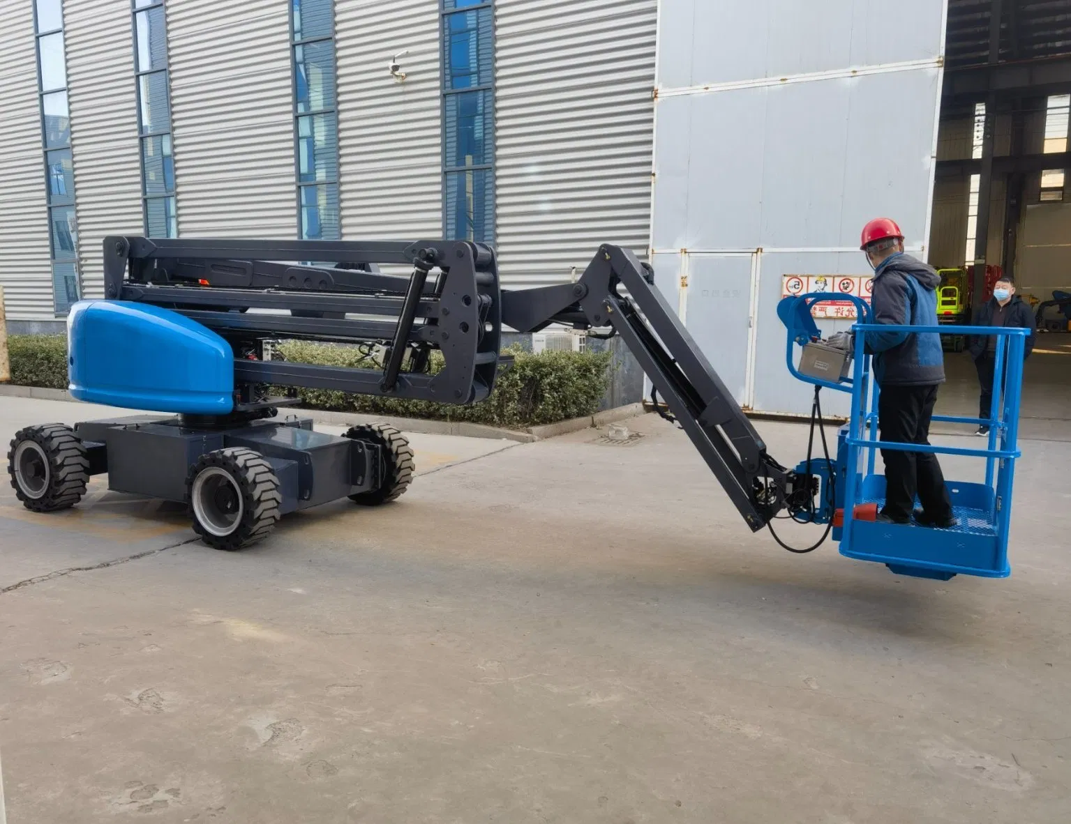 Top Sales Gtzz12D 12m 230kg Electric Articulated Boom Man Lift Aerial Work Platform Self-Propelled Cherry Picker Manlift Car Lift for Warehouse