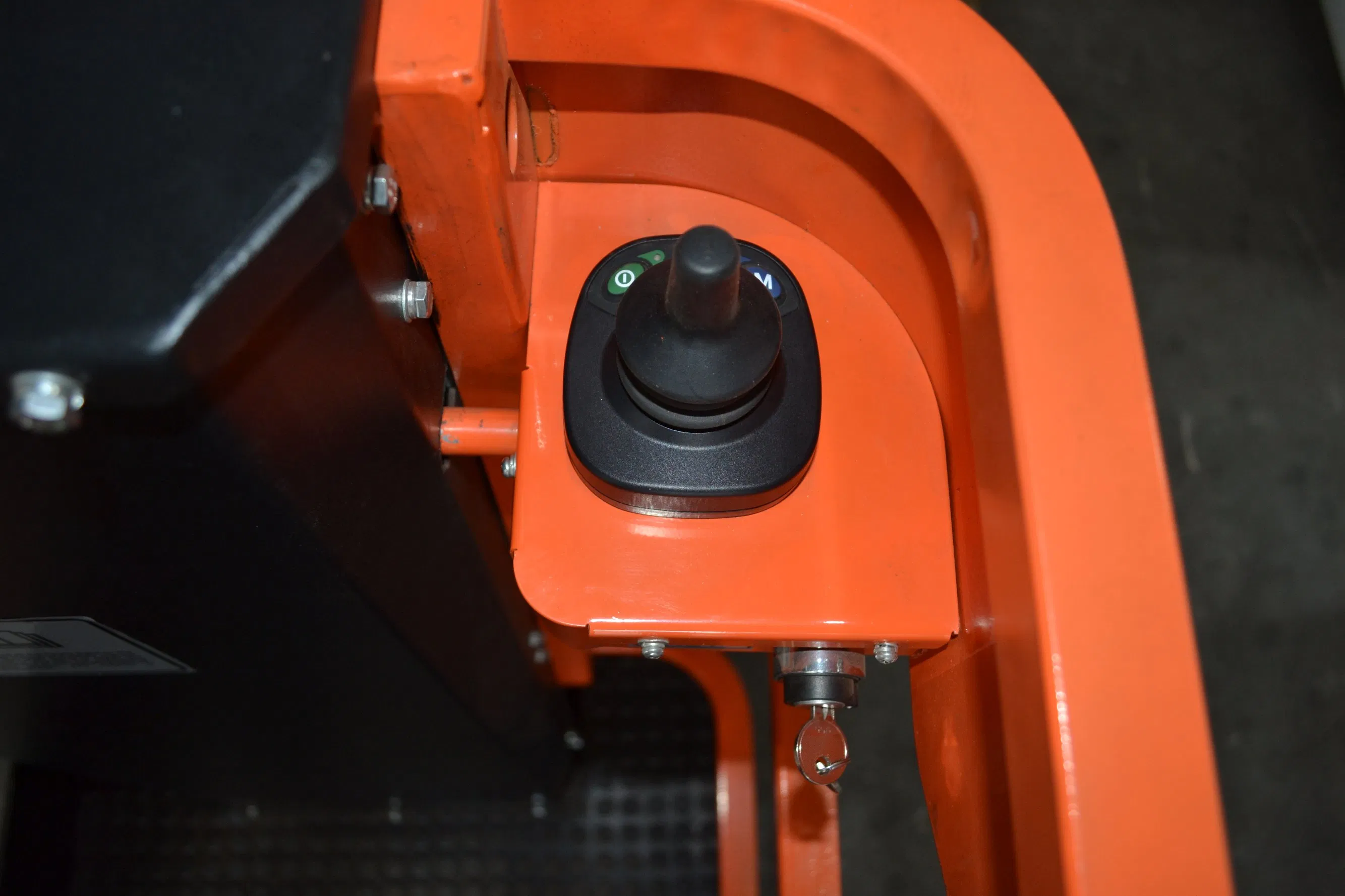 Material Handling Picking Equipment Electric Order Picker Lifts for Warehouse