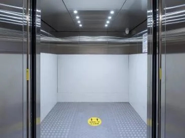 Cherry Picker Hydraulic Warehouse Cargo Lift