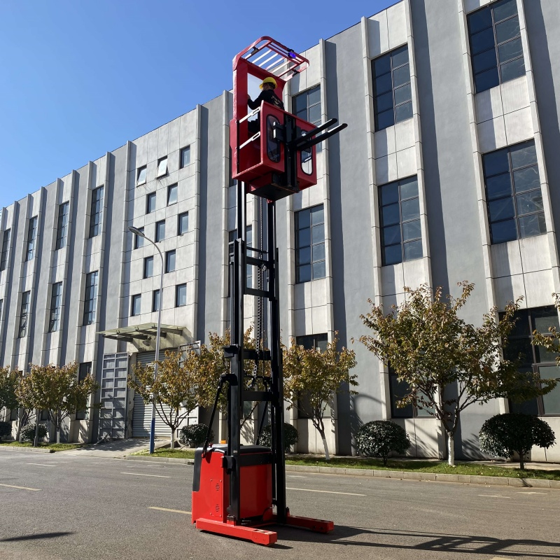 High Level Electric Order Picker Forklift 300kg 1695mm Turn Radius