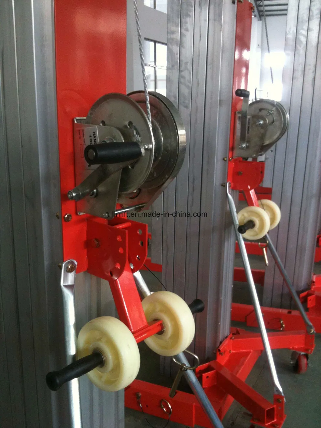 Manual Aerial Work Platform 4