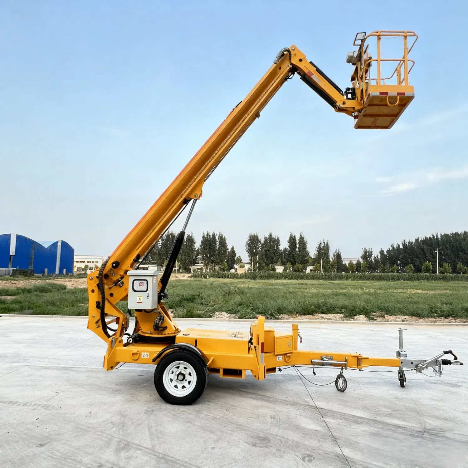 Towable Aerial Work Platform 10m 12m Height Boom Lift for Factory and Warehouse Operations Cherry Picker Mobile Boom Lift Man Lift