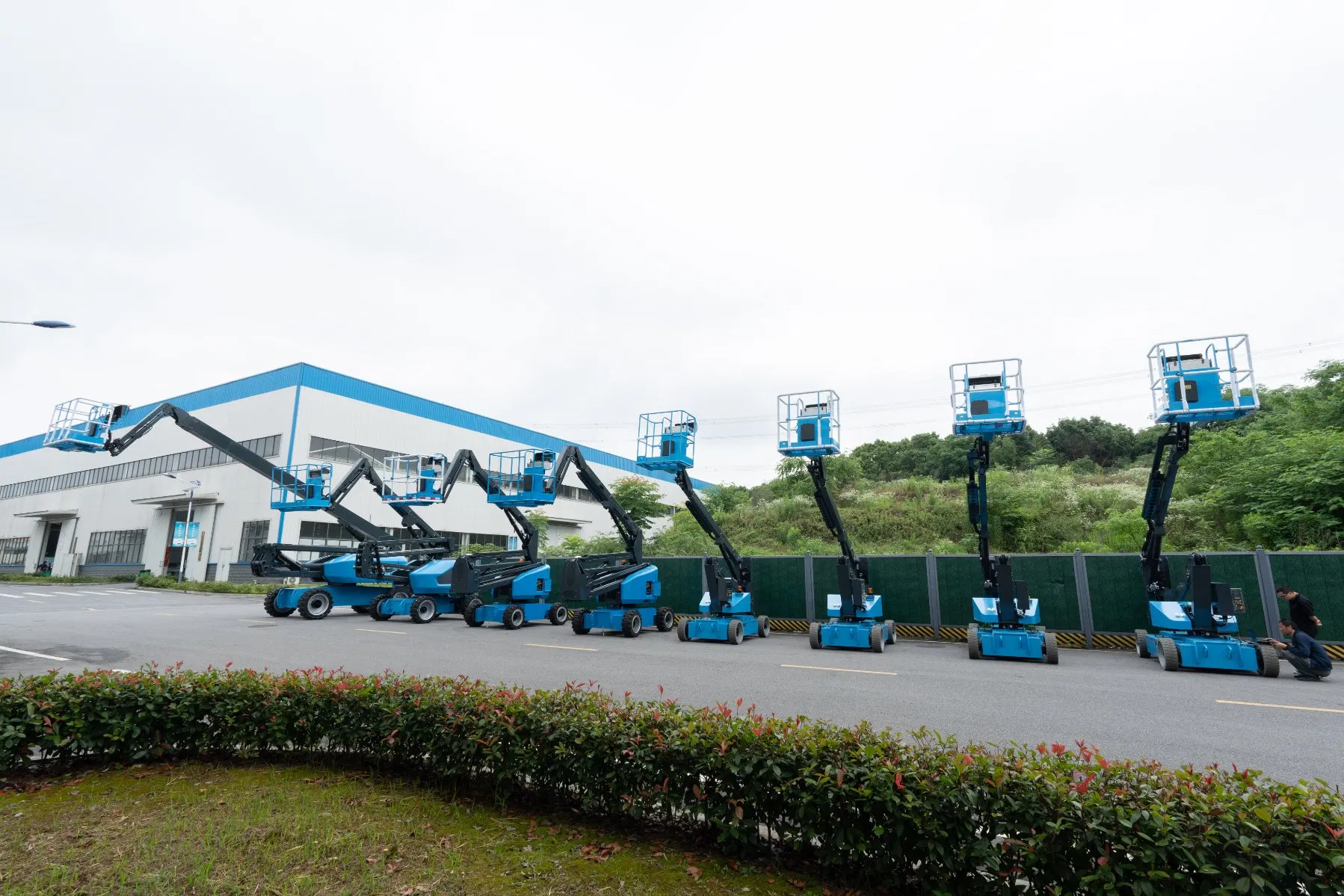 Industry Leading Self Propelled Telescopic Boom Lift for Industrial Material Handling