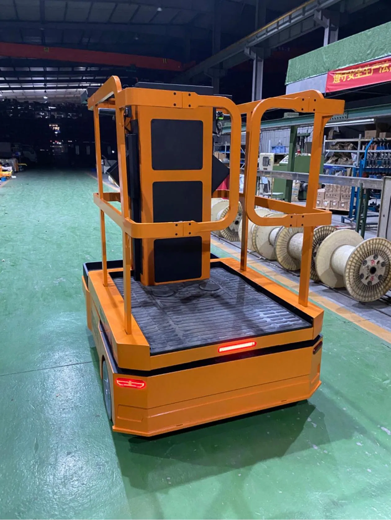 Hot Sell High Precision Automated Order Picker Truck for Warehouse Use