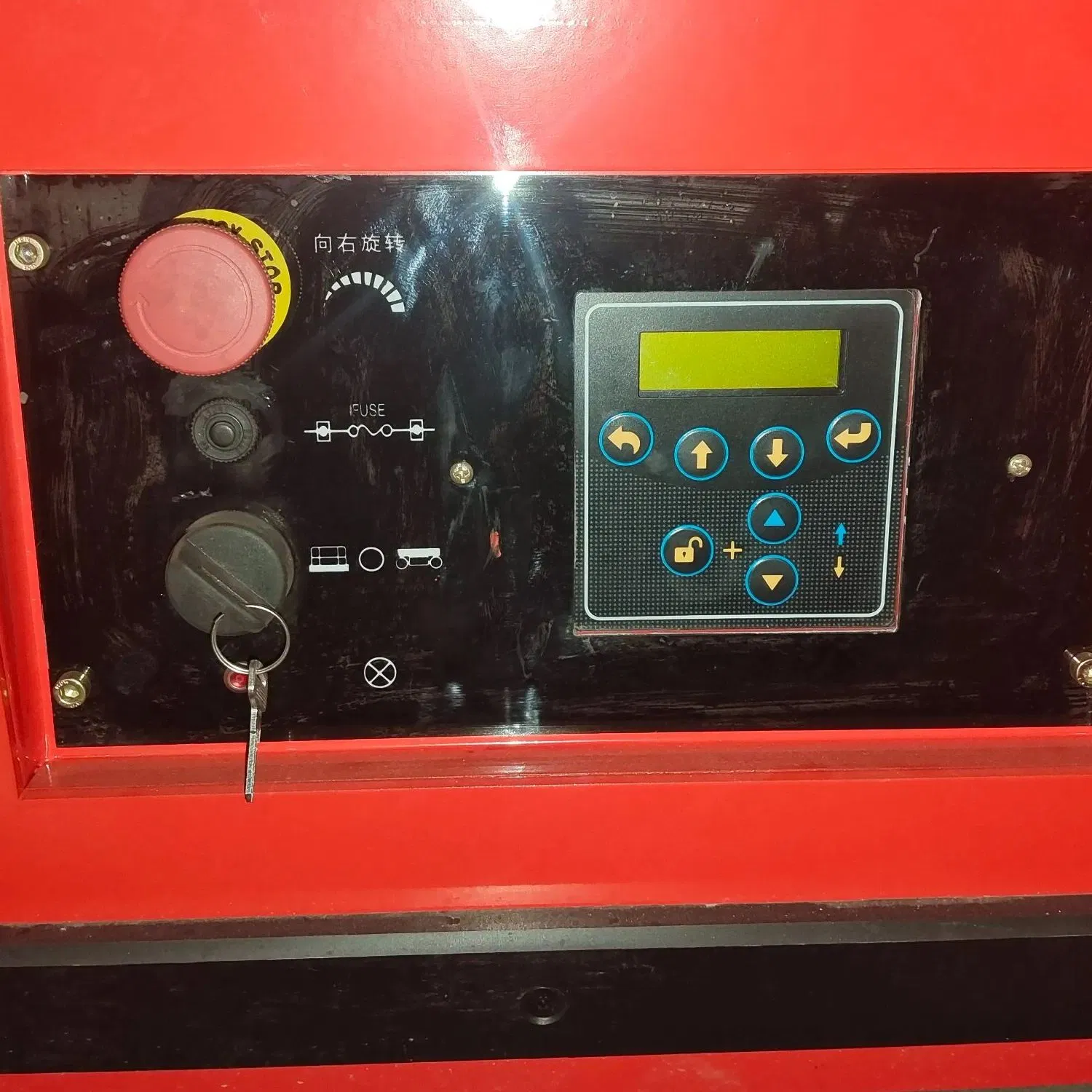 Electric Scissor Lift Aerial Work Platform Self Propelled Outdoor-Use Indoor-Suitable