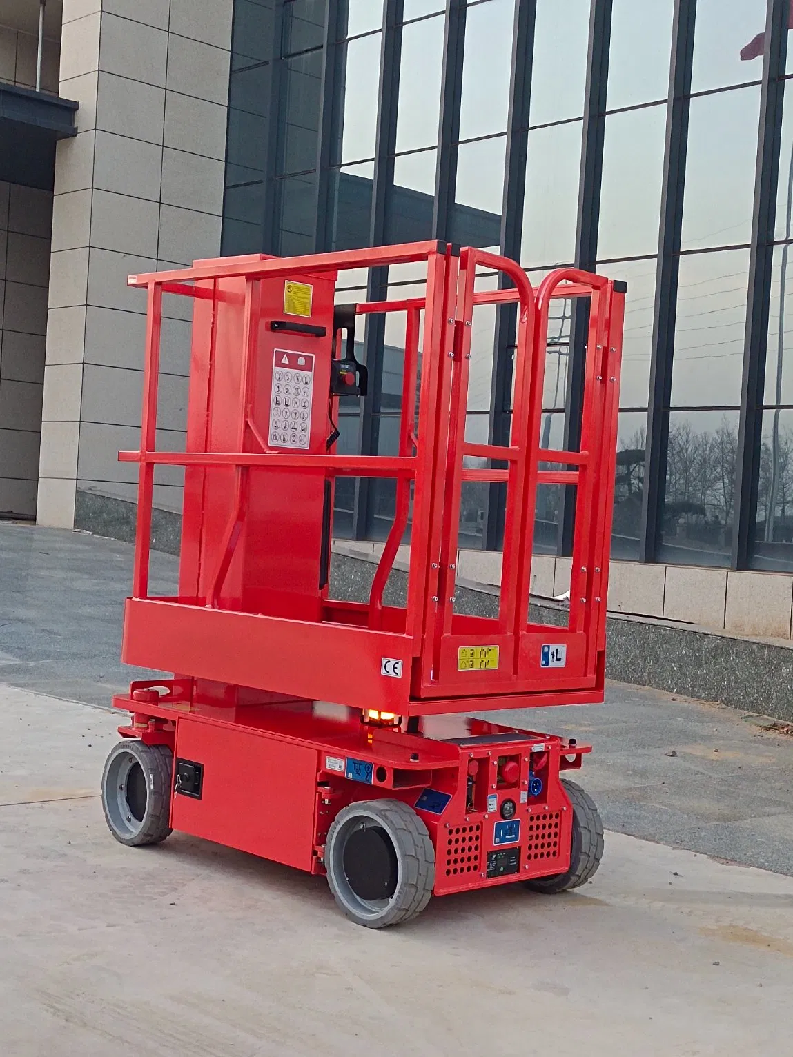 4.8m Self-Propelled Vertical Mast Aerial Working Boom Lift