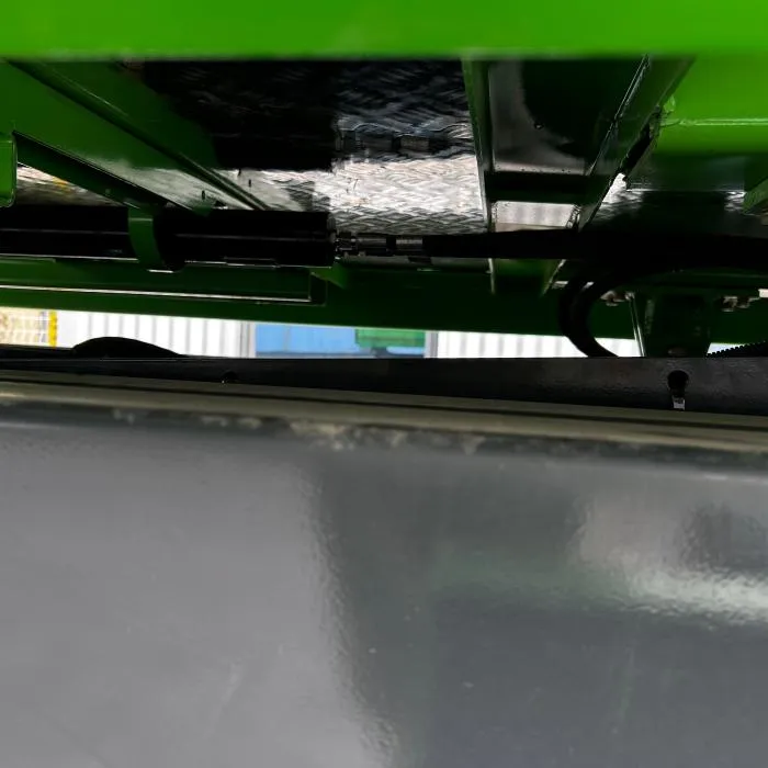 Scissor Lift Photo 5