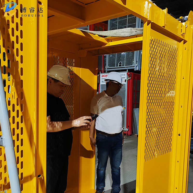 CE Approved Lift for Materials, Passenger - Material Hoist, Building Personnel Elevator, Construction Hoist
